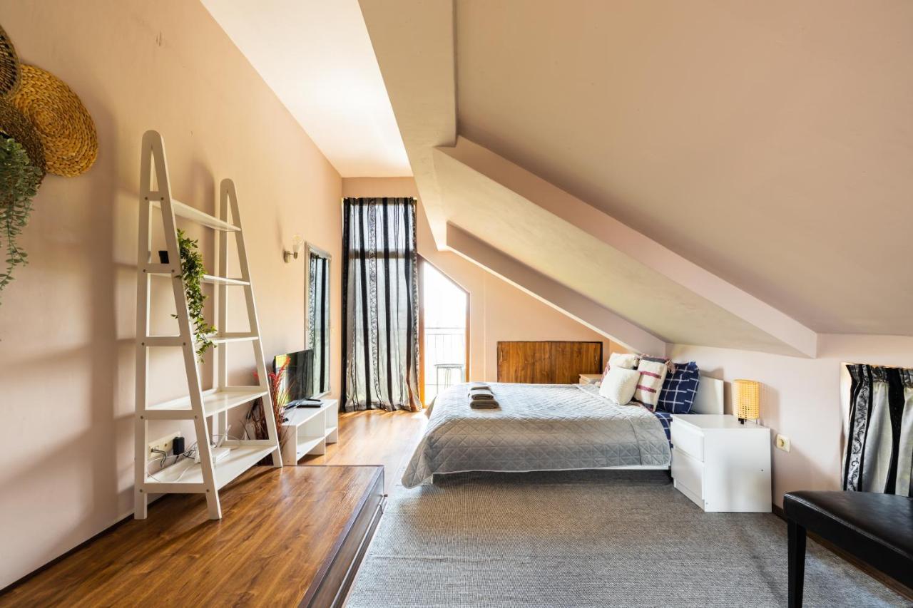 Quiet & Modern Maisonette ヴァルナ エクステリア 写真