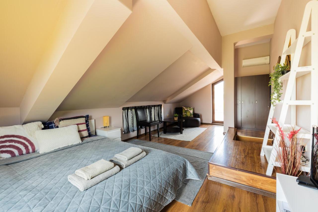 Quiet & Modern Maisonette ヴァルナ エクステリア 写真